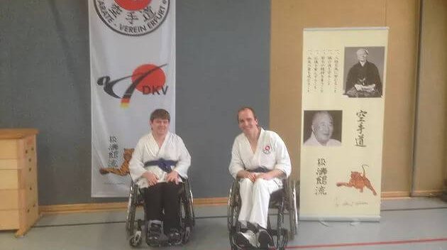 Rollstuhl-Team des 1. Karate-Verein Erfurt beim Weihnachtsseminar
